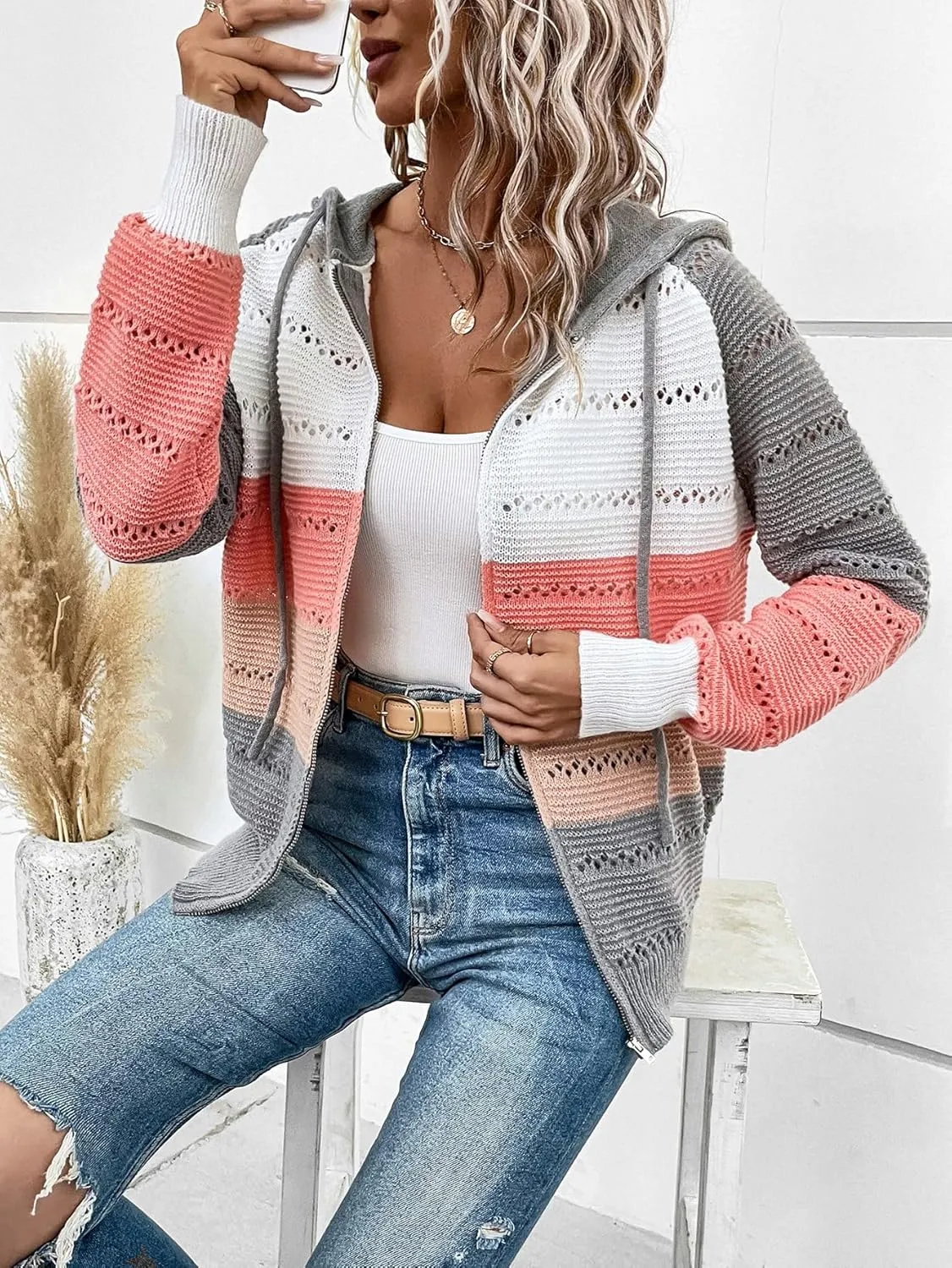 GORGLITTER Women's Colorblock Zip Up Hoodie Jacket Long Sleeve Drawstring Hooded Cardigan Coat