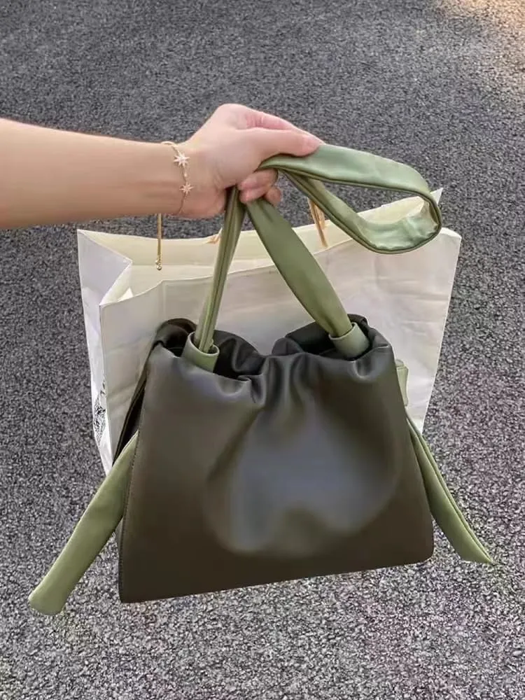 Large Women's Bucket Bag Hobo Handbags PU Leather Crossbody Fashion All-match Large-capacity Commuter Portable Shoulder Bag