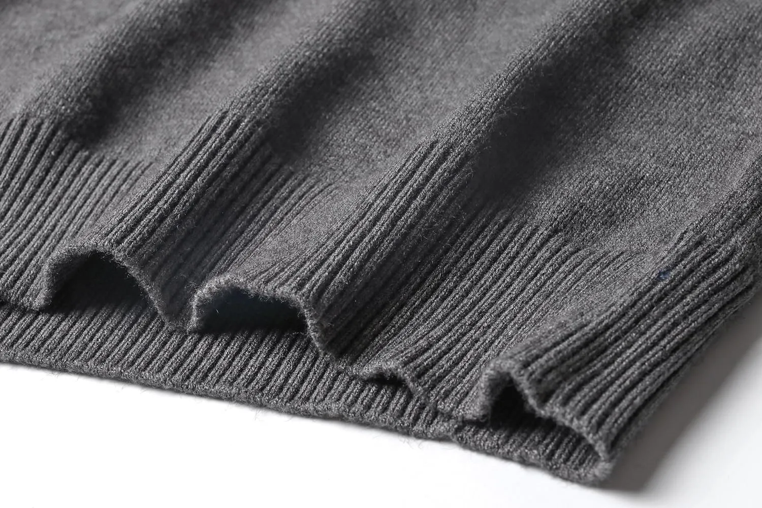 Men's Knit Sweater Fashion Pullover Soft Touch V-Neck Sweatshirt Top with Plaid or White Mock Shirt Collar