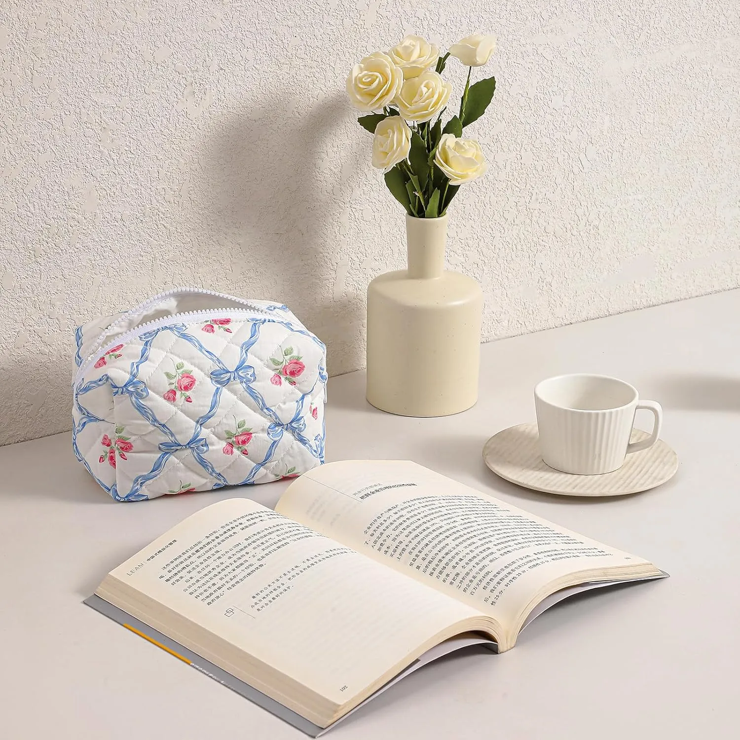 Small Quilted Cotton Makeup bag, Cute Floral Cosmetic bag, Cotton Aesthetic Makeup Pouch, Large Capacity Travel Toiletry Bag for Women and Girls (01Blue bows)