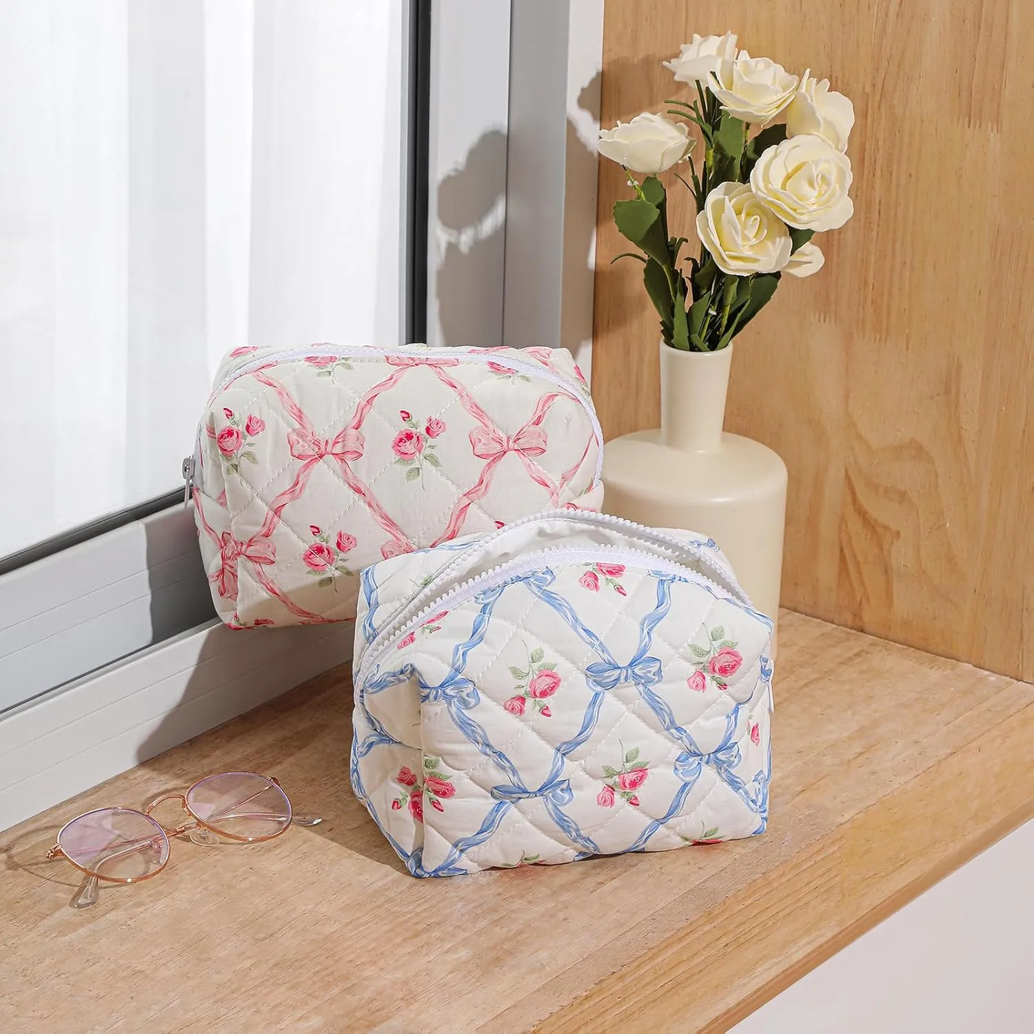 Small Quilted Cotton Makeup bag, Cute Floral Cosmetic bag, Cotton Aesthetic Makeup Pouch, Large Capacity Travel Toiletry Bag for Women and Girls (02Pink bows)