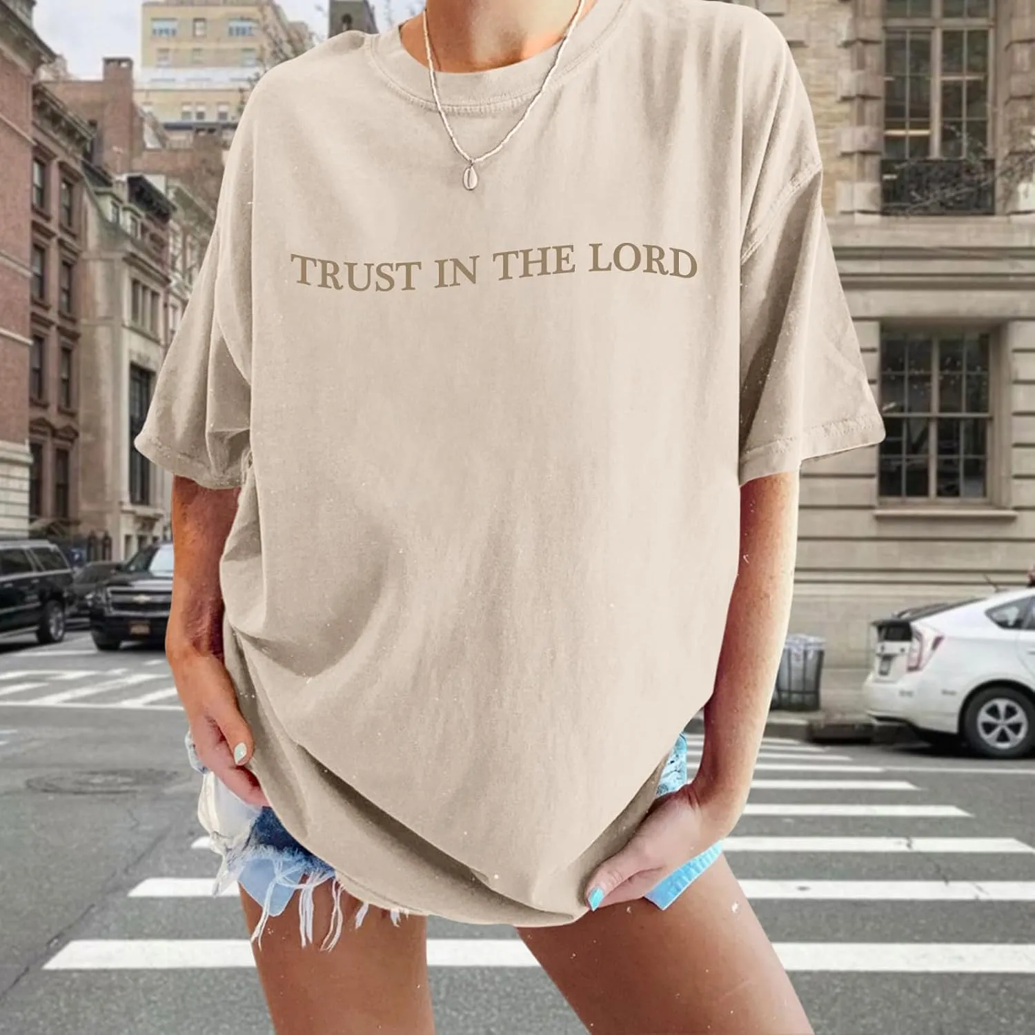 Tuislay Christian Shirts for Women Trust in The Lord Oversized Tshirts Jesus Graphic Tees Faith Religious Bible Verse Tops